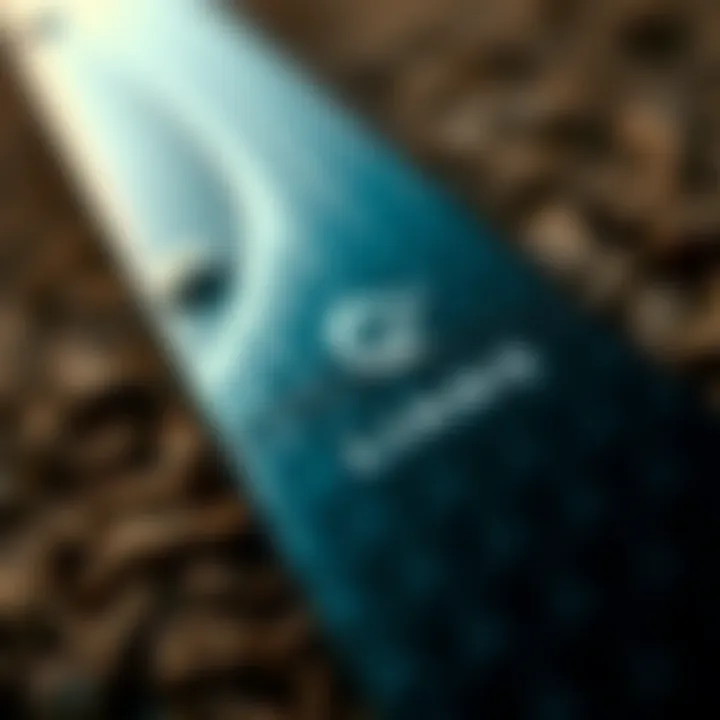 Material Composition of Kiteboarding Foils Materials used in kiteboarding foils, highlighting carbon fiber and aluminum elements.